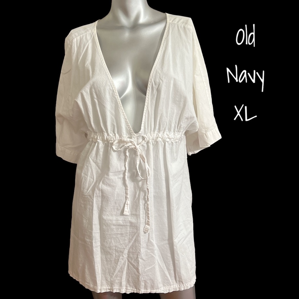 🌸3/$30🌸 GUC OLD NAVY SWIMSUIT COVER. WHITE. TIE FRONT. XL.